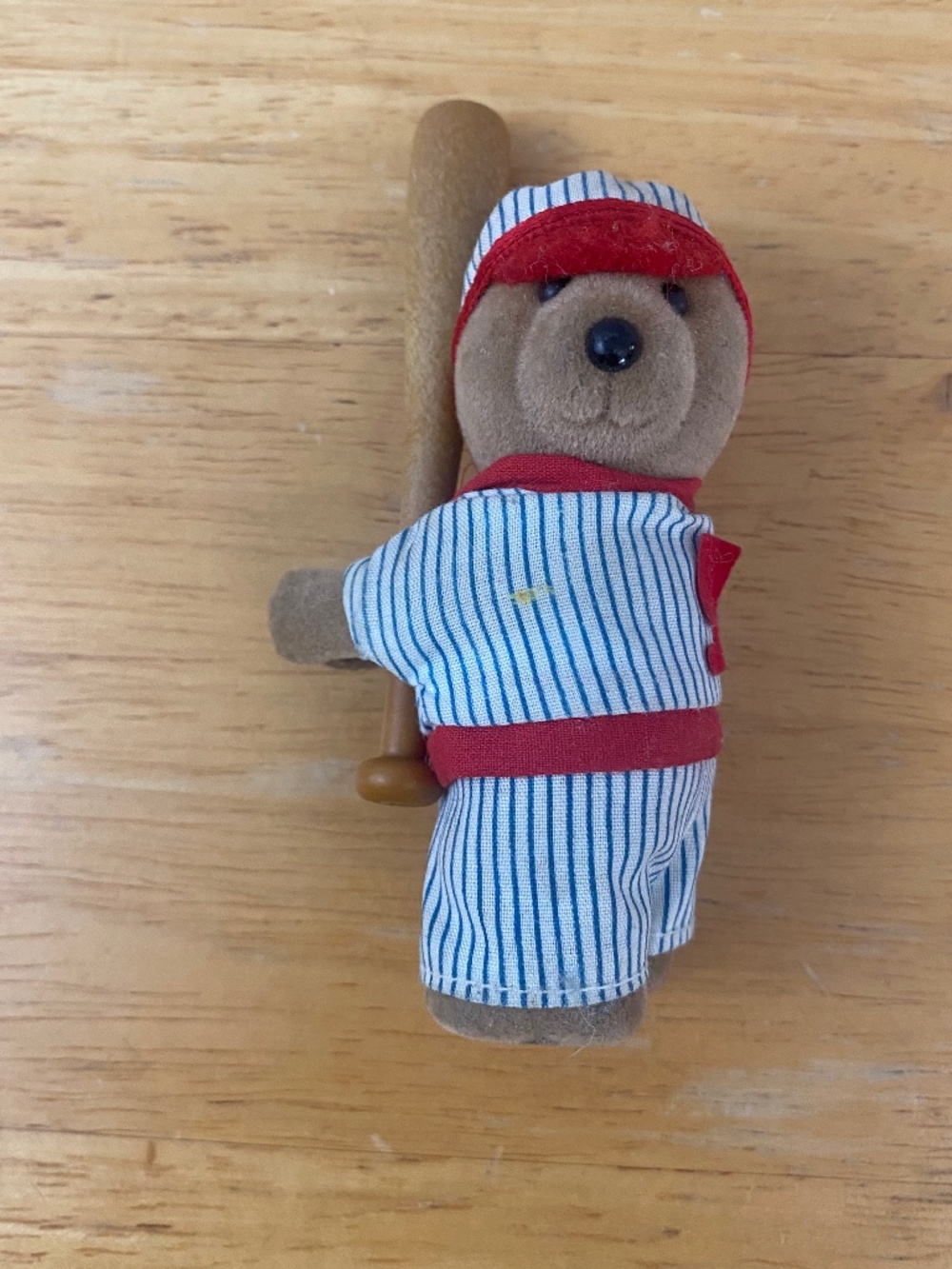 1980s Bear It In Mind BBI International Flocked Baseball Player Bear Figure